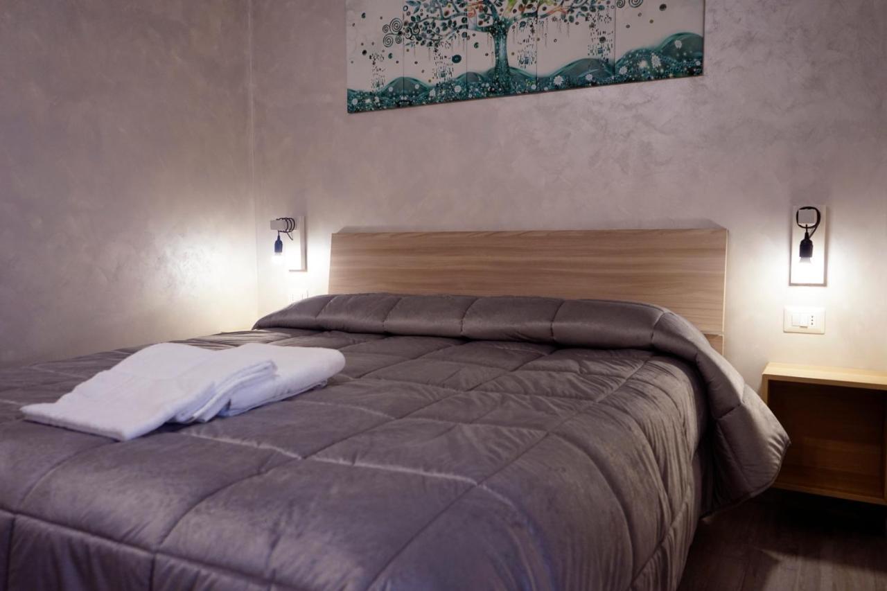 Roma Tourist Lease Hotel Acilia Exterior photo